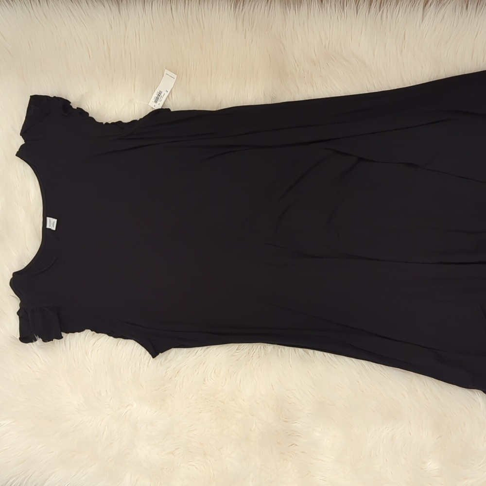 NWT Ruffle sleeve swing dress